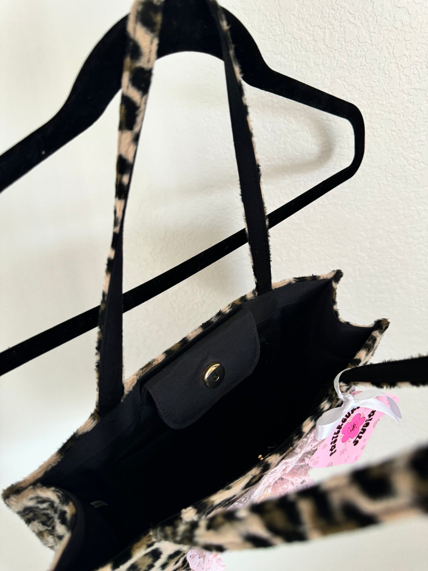 Aphrodite Leopard Soft Fur Handbag